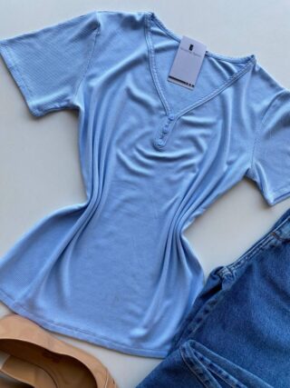 Blusa Feminina Elouise Manga Curta com Detalhes Azul Bebê - Fernanda Ramos Store