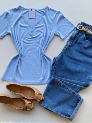 Blusa Feminina Elouise Manga Curta com Detalhes Azul Bebê - Fernanda Ramos Store