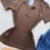 Blusa Feminina Elouise Manga Curta com Detalhes Cappucino - Fernanda Ramos Store