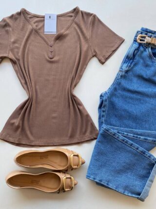 Blusa Feminina Elouise Manga Curta com Detalhes Cappucino - Fernanda Ramos Store