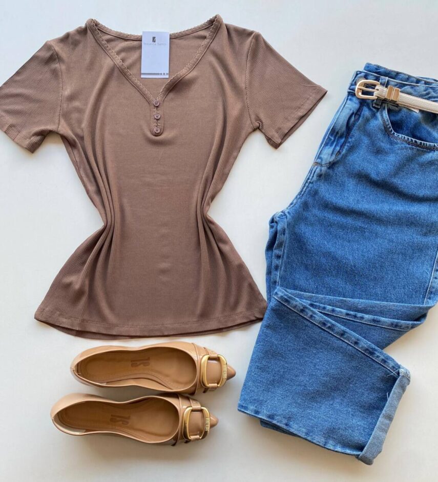 Blusa Feminina Elouise Manga Curta com Detalhes Cappucino - Fernanda Ramos Store
