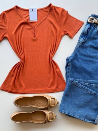 Blusa Feminina Elouise Manga Curta com Detalhes Coral - Fernanda Ramos Store