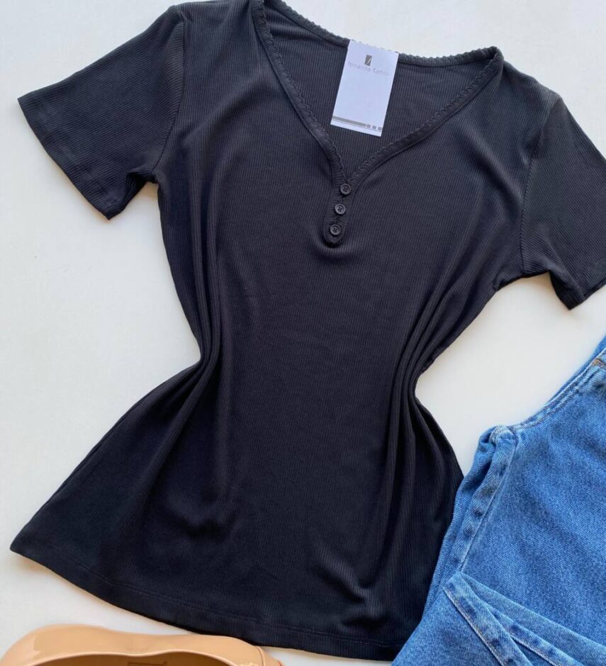 Blusa Feminina Elouise Manga Curta com Detalhes Preto - Fernanda Ramos Store