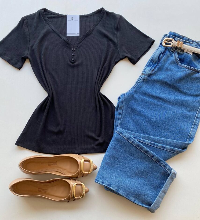 Blusa Feminina Elouise Manga Curta com Detalhes Preto - Fernanda Ramos Store