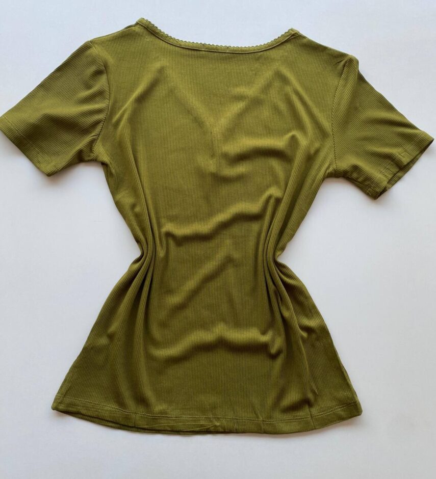 Blusa Feminina Elouise Manga Curta com Detalhes Verde - Fernanda Ramos Store