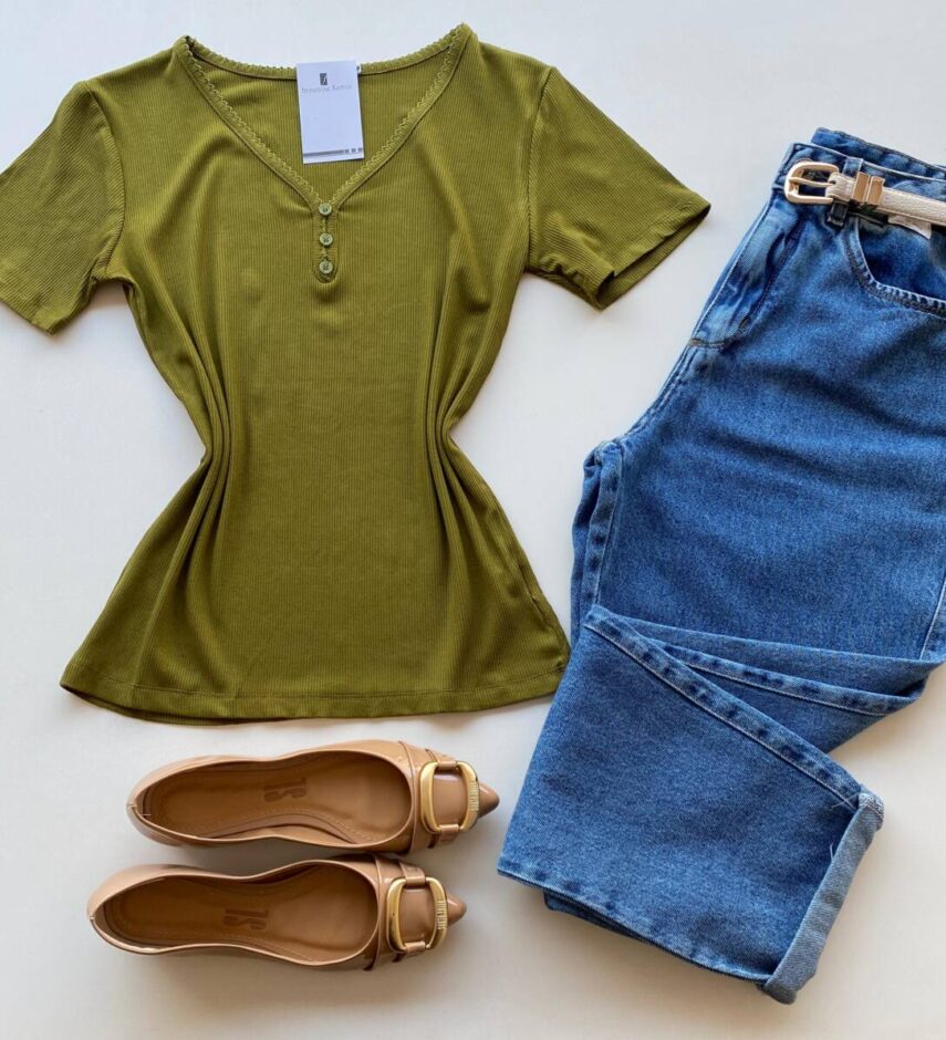 Blusa Feminina Elouise Manga Curta com Detalhes Verde - Fernanda Ramos Store