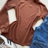 Blusa Feminina Manga Longa Canelada e Flanelada Chocolate - Fernanda Ramos Store