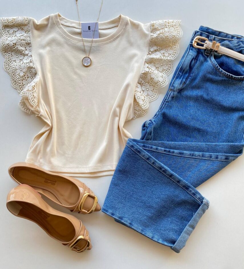 Blusa Feminina Manga Muscle com Detalhes em Guipir Creme AT5205 - Fernanda Ramos Store
