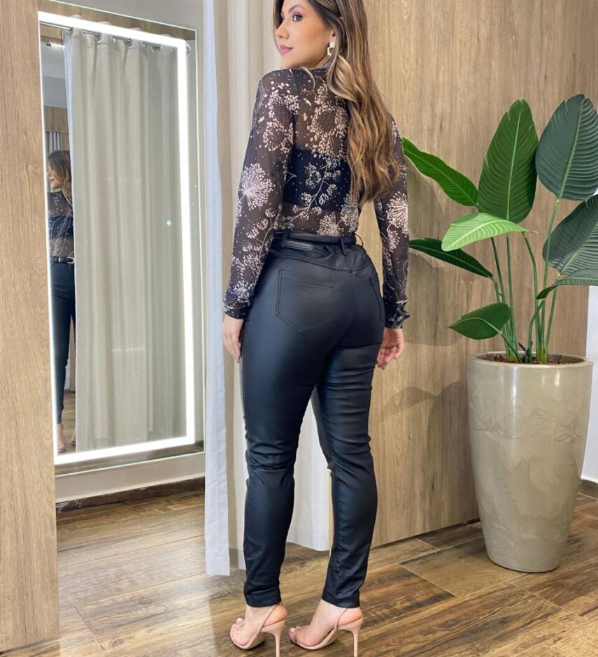 Body Feminino Bruna sem Bojo Manga Longa Tule Estampa Preto e Branco - Fernanda Ramos Store