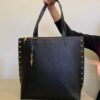 Bolsa Feminina Social Shopper Floater Couro com Detalhes Preta - Fernanda Ramos Store