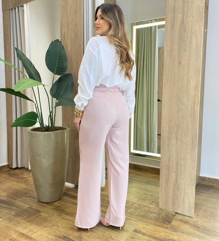 Calça Feminina Social Tassila Pantalona com Cinto Rosê - Fernanda Ramos Store