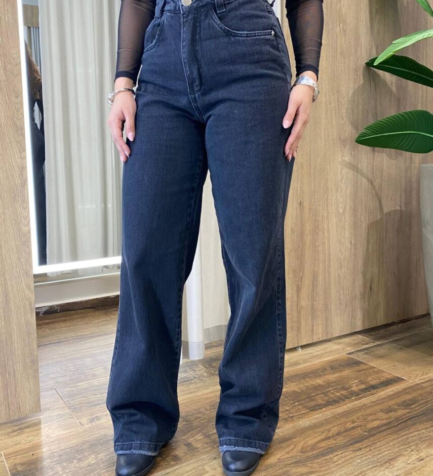 Calça Feminina Super Wide Leg Detalhes Destroyed Preta 350 - Fernanda Ramos Store