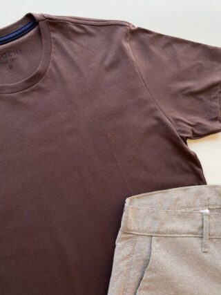 Camiseta Masculina Essencial Slim Ogochi Marrom 1109 - Fernanda Ramos Store