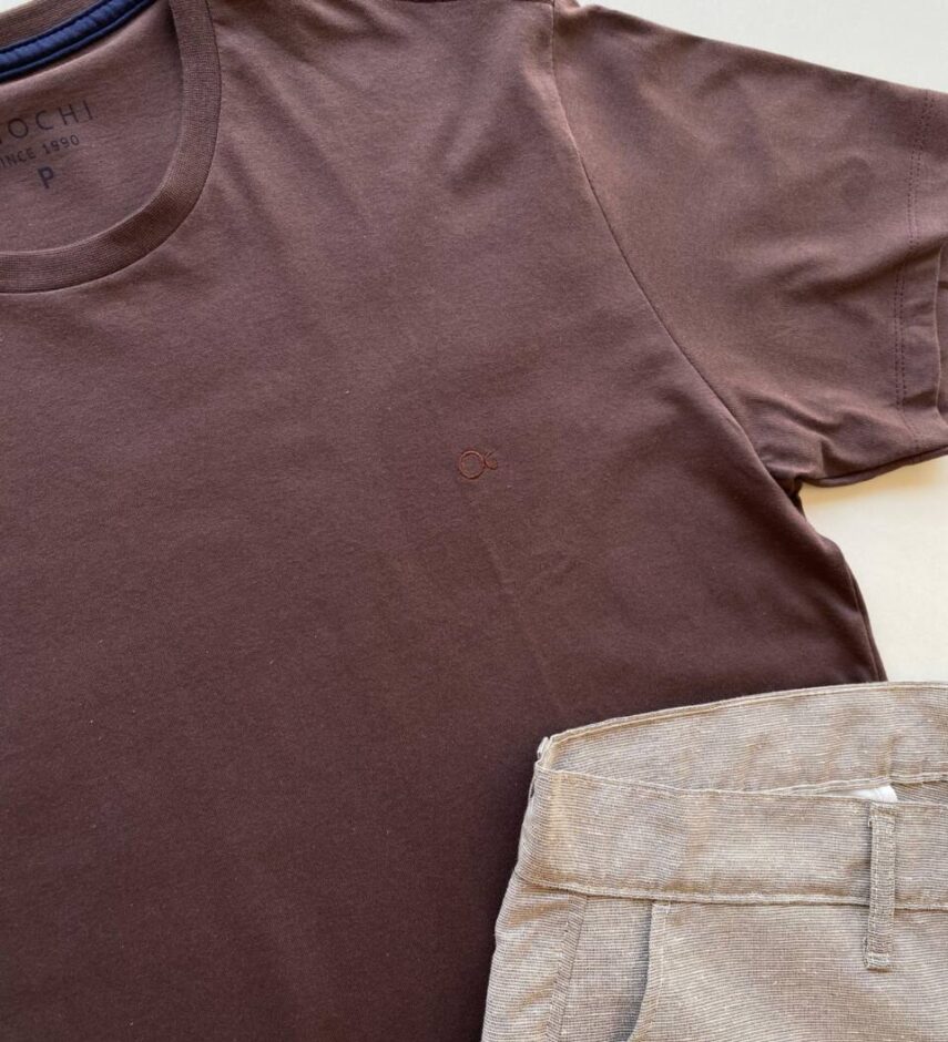 Camiseta Masculina Essencial Slim Ogochi Marrom 1109 - Fernanda Ramos Store