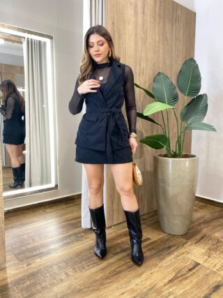 Conjunto Feminino Colete com Amarração e Saia Cotelê Preto - Fernanda Ramos Store