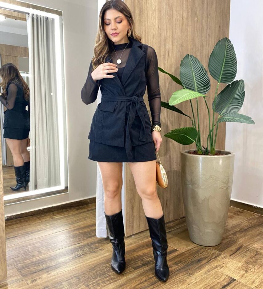 Conjunto Feminino Colete com Amarração e Saia Cotelê Preto - Fernanda Ramos Store
