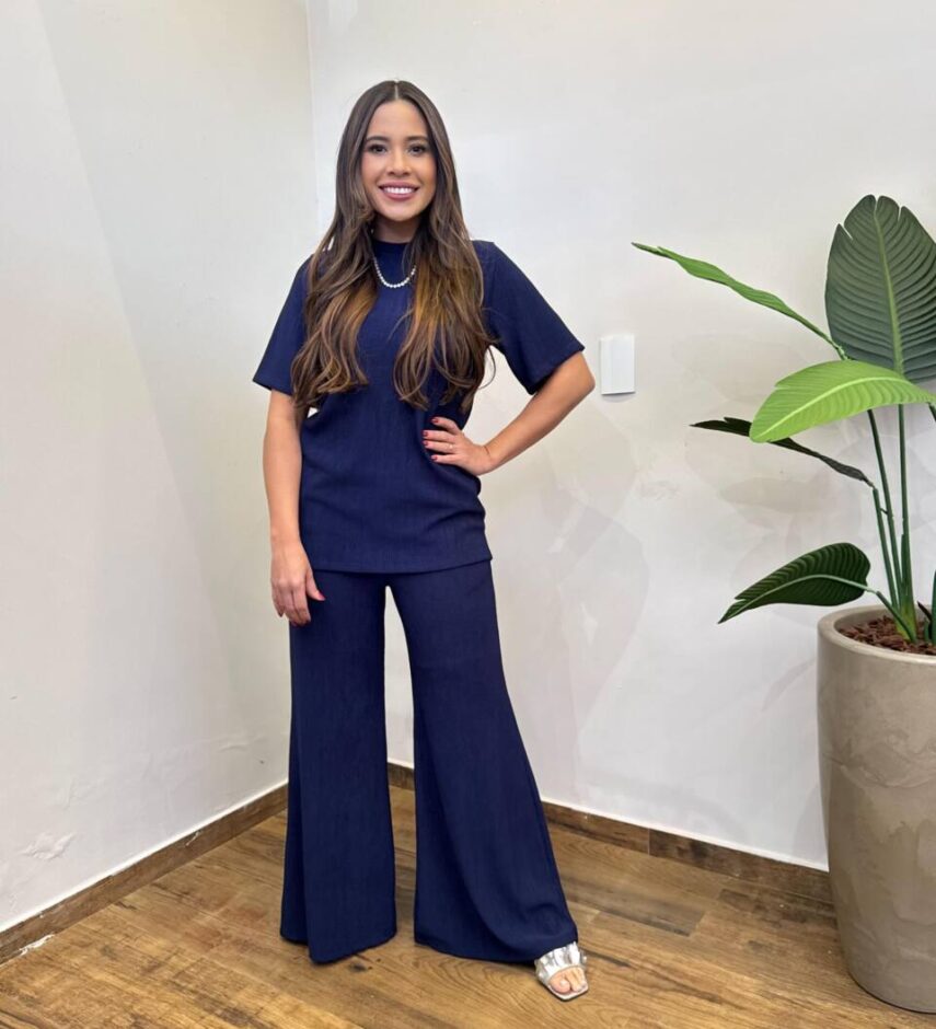 Conjunto Feminino Comfy Blusa e Calça Canelado Azul Marinho - Fernanda Ramos Store