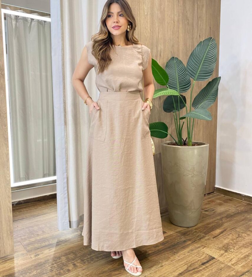 Conjunto Feminino Cris Blusa Manga Muscle e Saia Longa Nude - Fernanda Ramos Store