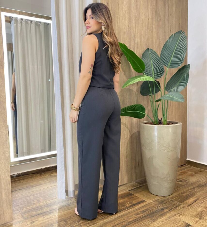 Conjunto Feminino Erica Colete Bolso Falso e Calça Chumbo - Fernanda Ramos Store
