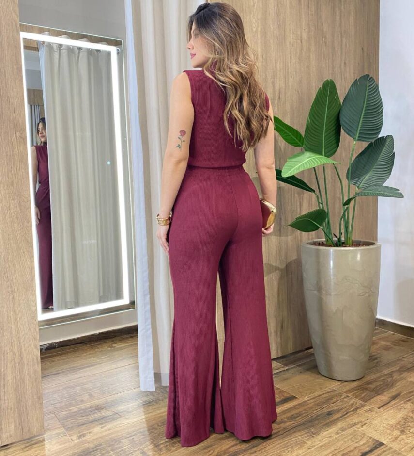 Conjunto Feminino Rose Comfy Regata Gola e Calça Canelado Vinho - Fernanda Ramos Store