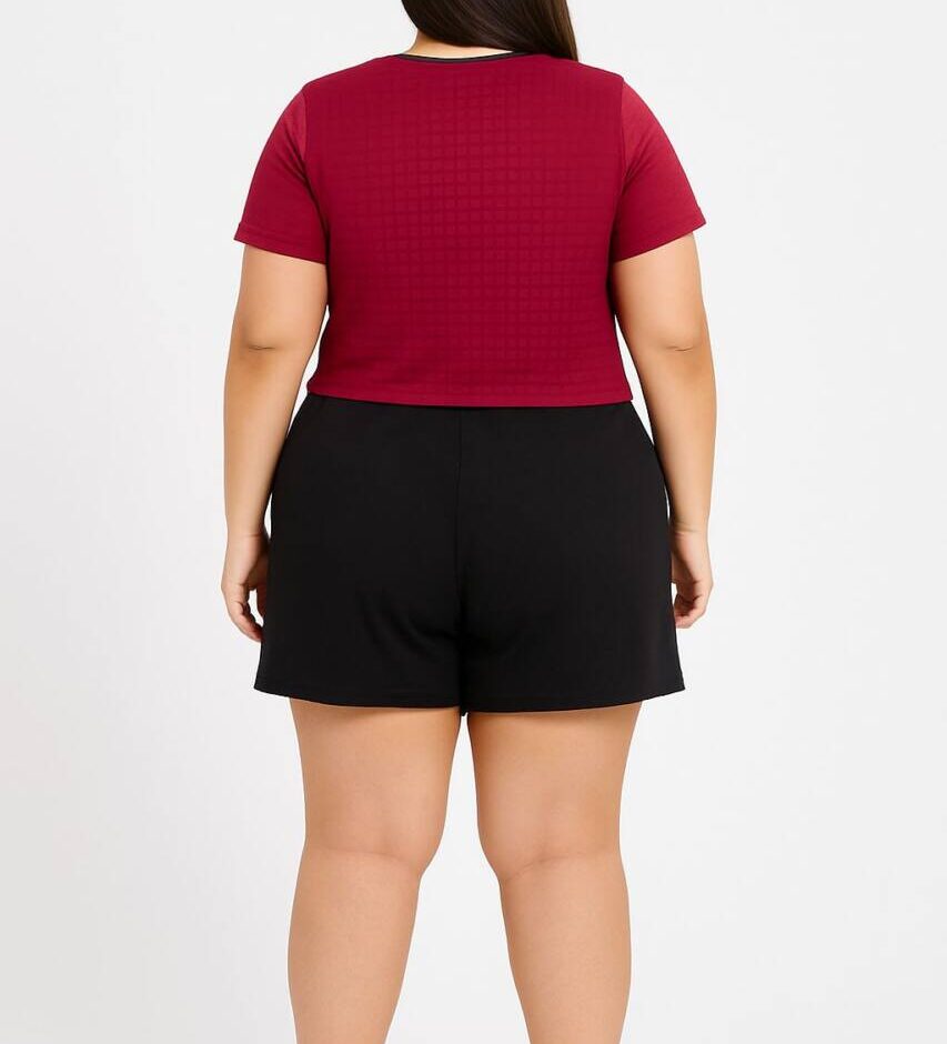 Conjunto Maria Plus Blusa Manga Curta e Short com Detalhe Vinho - Fernanda Ramos Store