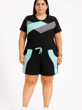 Conjunto Plus Blusa Manga Curta com Faixas Azul Mar e Short Preto - Fernanda Ramos Store