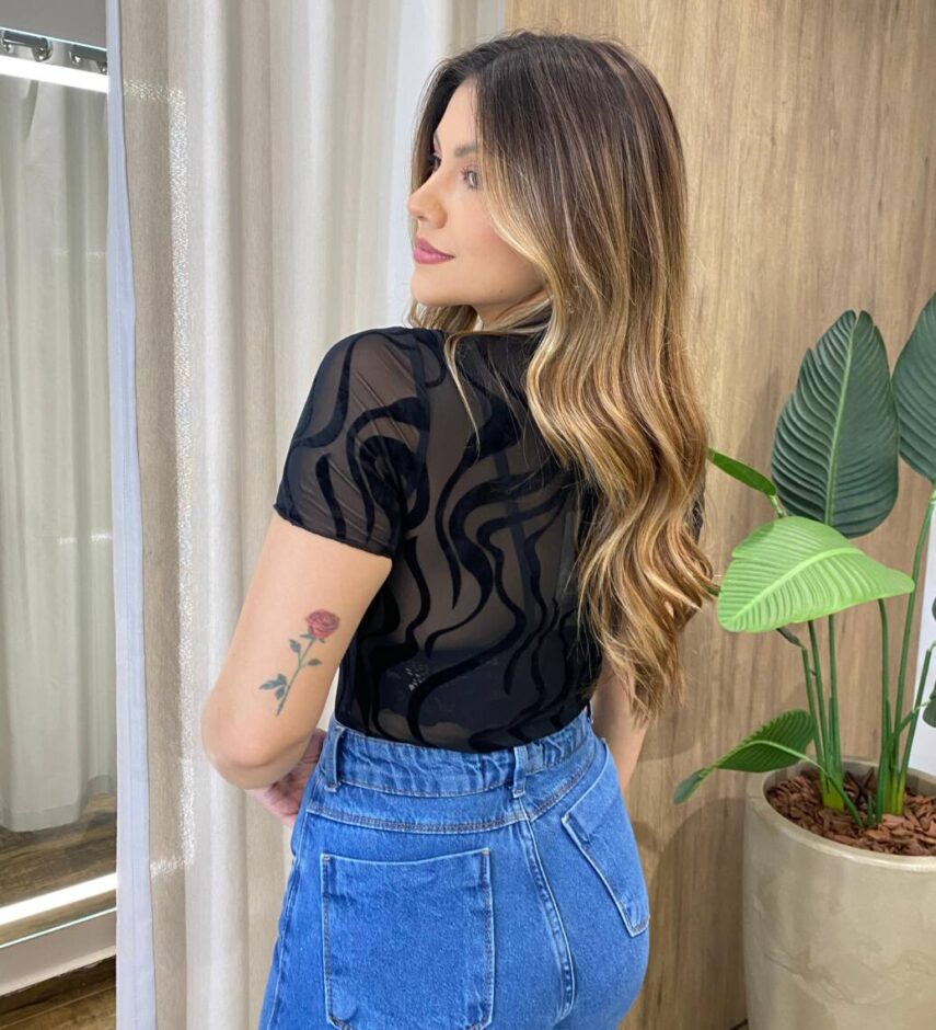 Max Cropped Feminino Manga Curta em Tule Preto - Fernanda Ramos Store