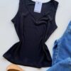 Regata Feminina Canelada Suellen com Detalhes e Botões Preta - Fernanda Ramos Store