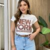 T-shirt Feminina Manga Curta Estampa New York Off White - Fernanda Ramos Store