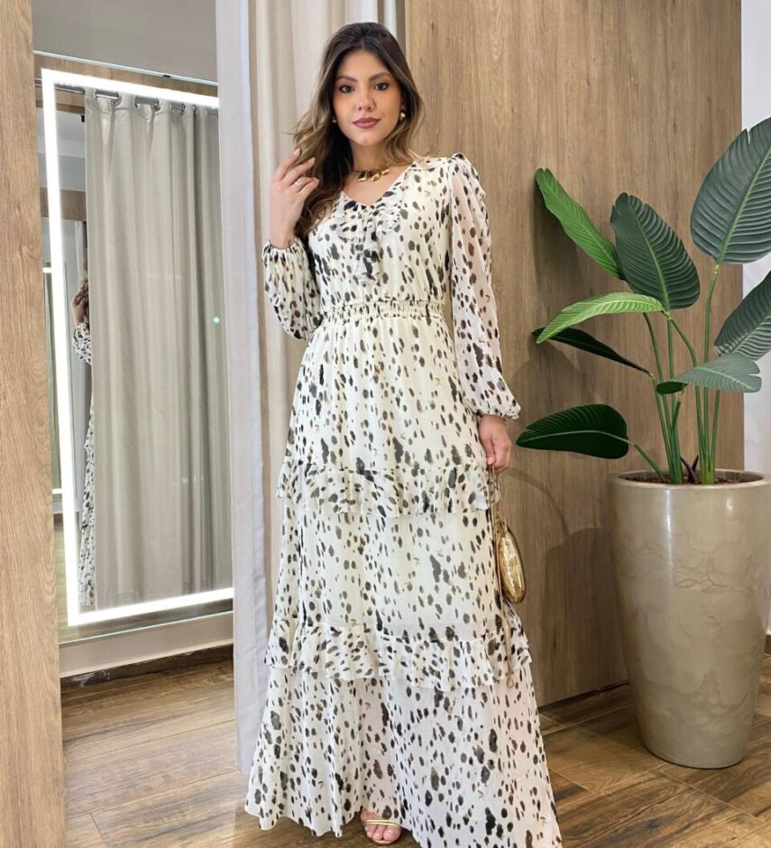 Vestido Longo sem Bojo Manga Longa em Tule com Babado Off Popcorn - Fernanda Ramos Store