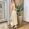 Vestido Midi Ruth sem Bojo Fechamento em Botões e Amarração Bege - Fernanda Ramos Store