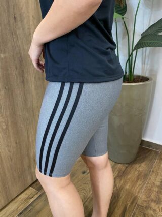 Bermuda Feminina Fitness com Detalhe Lateral Cinza - Fernanda Ramos Store