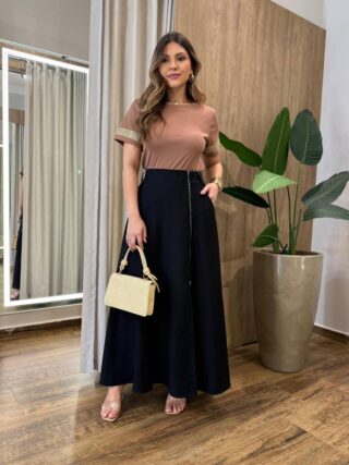 Blusa Feminina Antonella Manga Curta Bordado na Manga Chocolate - Fernanda Ramos Store