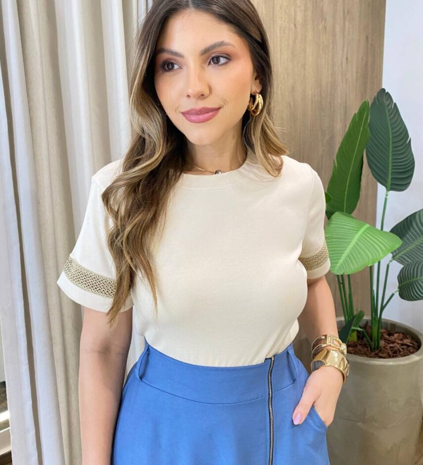 Blusa Feminina Antonella Manga Curta Bordado na Manga Nude - Fernanda Ramos Store