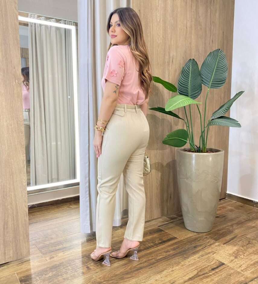 Blusa Feminina Floflo Manga Curta Bordado na Manga Rosa - Fernanda Ramos Store