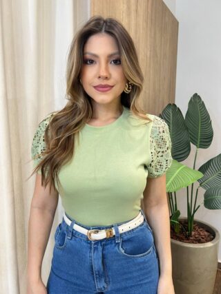 Blusa Feminina Manga Curta Leia com Detalhes em Bordado Verde - Fernanda Ramos Store
