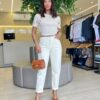 Blusa Feminina Milena Manga Curta Bordado em Flor Nude - Fernanda Ramos Store