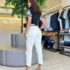 Blusa Feminina Milena Manga Curta Bordado em Flor Preta - Fernanda Ramos Store
