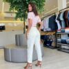 Blusa Feminina Milena Manga Curta Bordado em Flor Rosa Claro - Fernanda Ramos Store