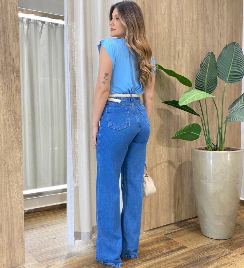 Blusa Feminina Tee Muscle Aurora Azul Bebê - Fernanda Ramos Store