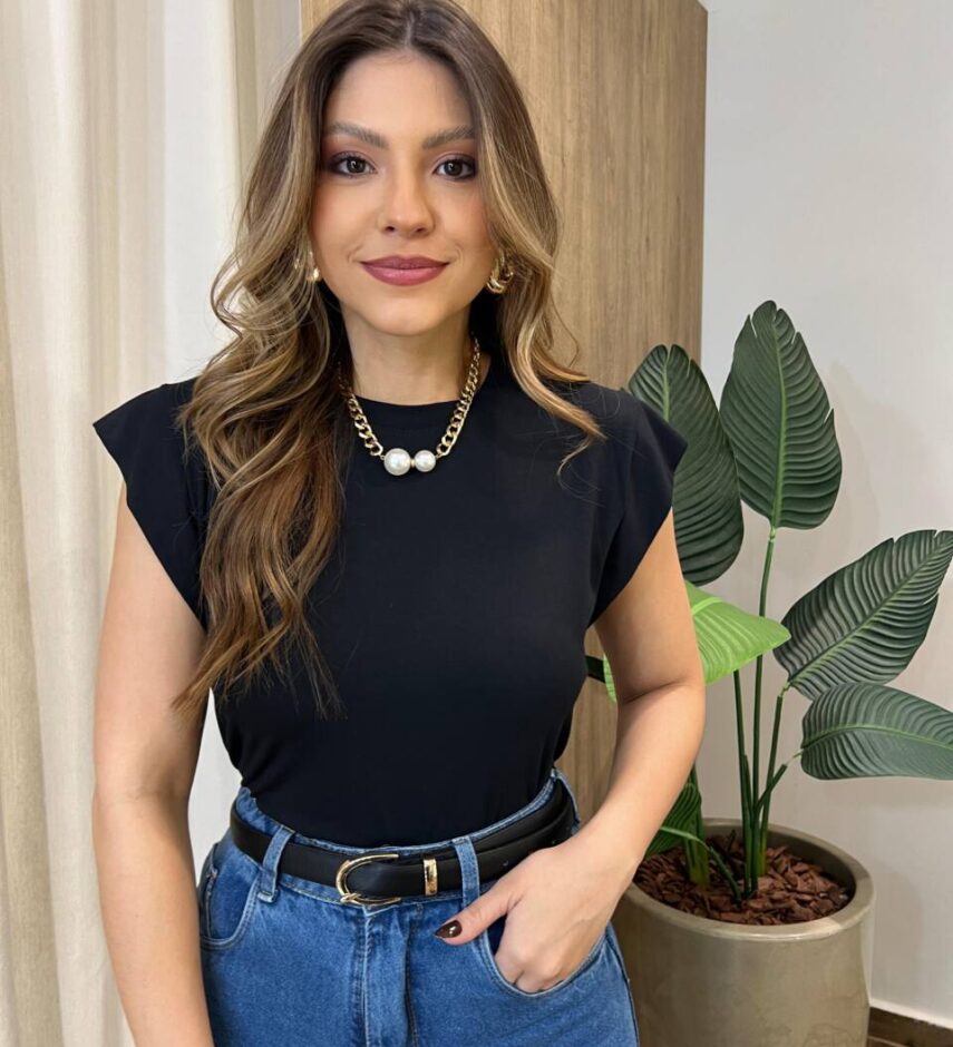 Blusa Feminina Tee Muscle Aurora Preta - Fernanda Ramos Store