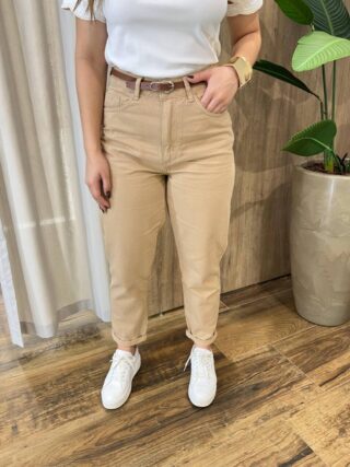 Calça Feminina Mom Sarja com Cinto Bege 016420 - Fernanda Ramos Store