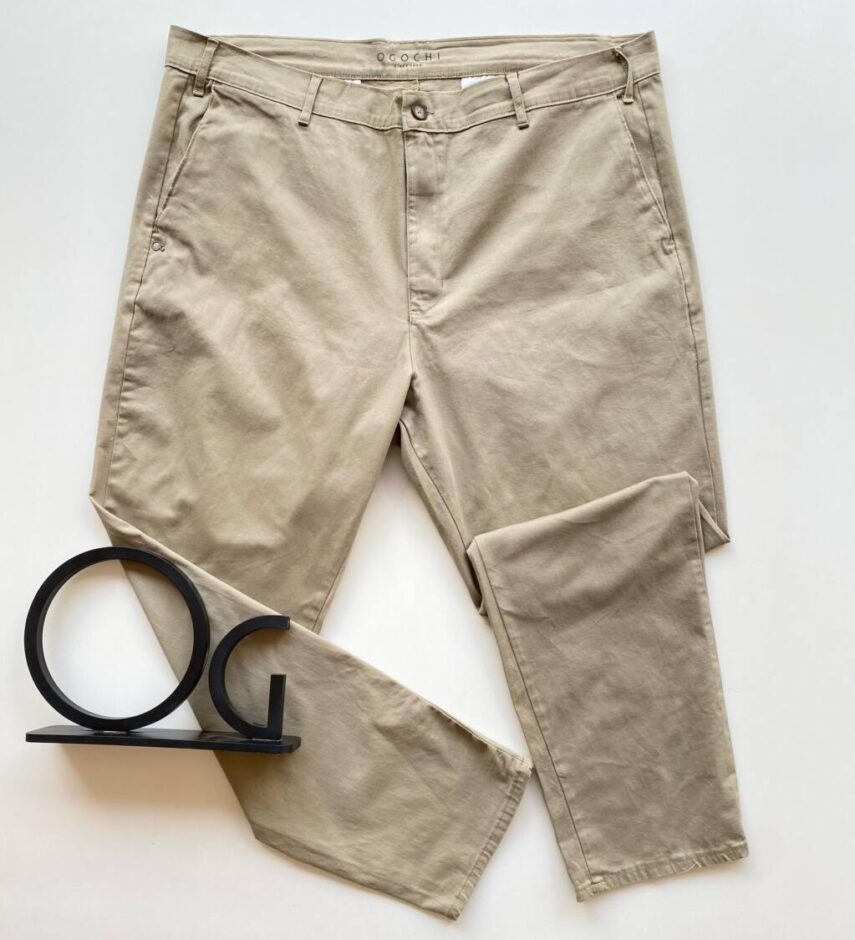 Calça Masculina Ogochi Plus Essencial Color com Bolso Caqui - Fernanda Ramos Store