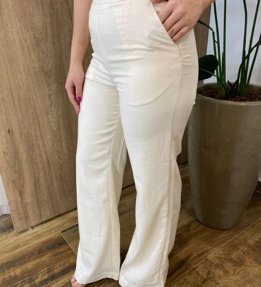 Conjunto Feminino Catarina Blusa Nula Manga Bordada e Calça Bege - Fernanda Ramos Store