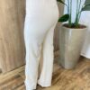 Conjunto Feminino Catarina Blusa Nula Manga Bordada e Calça Bege - Fernanda Ramos Store