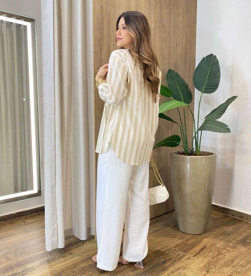 Conjunto Feminino Cropped com Bojo e Camisa Listras Nude - Fernanda Ramos Store
