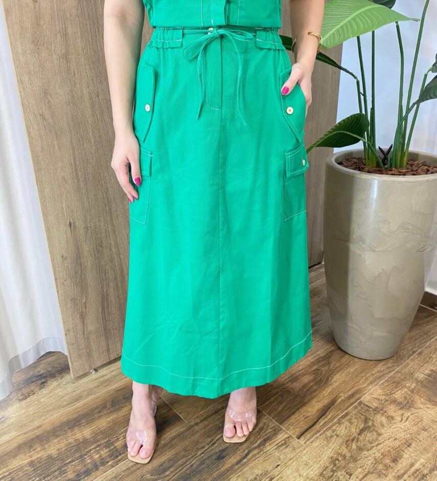 Conjunto Feminino Lydia Cropped sem Bojo e Saia Midi com Bolsos Verde - Fernanda Ramos Store