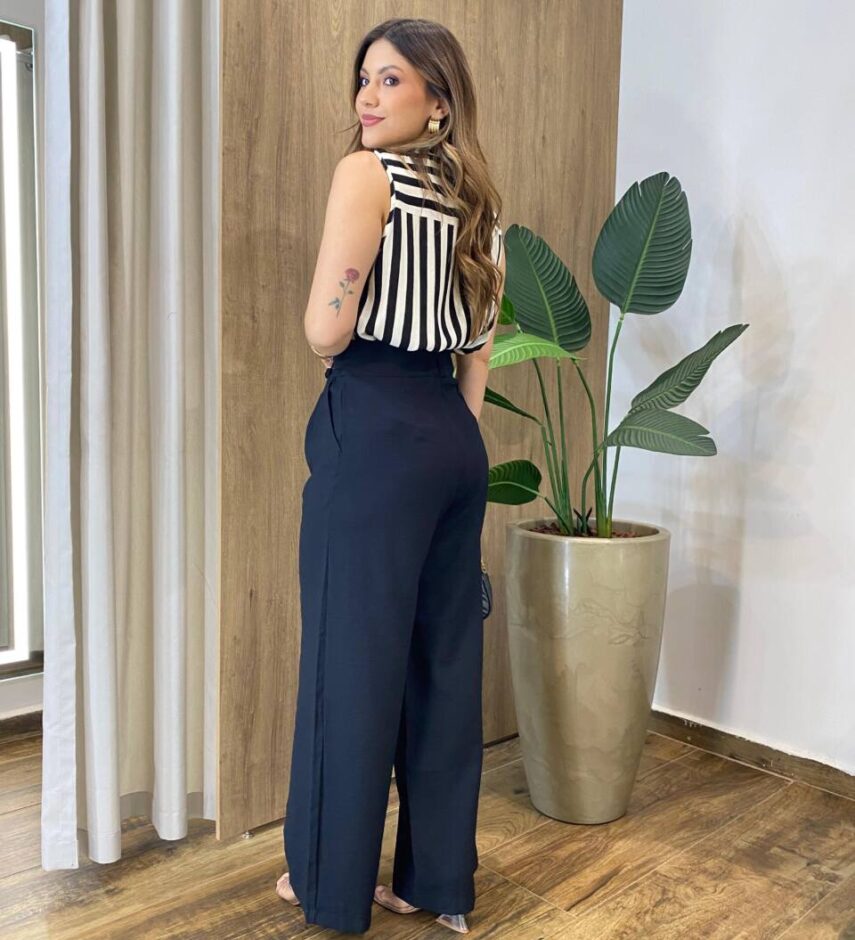 Regata Lis Feminina Viscolinho com Listras Preto - Fernanda Ramos Store