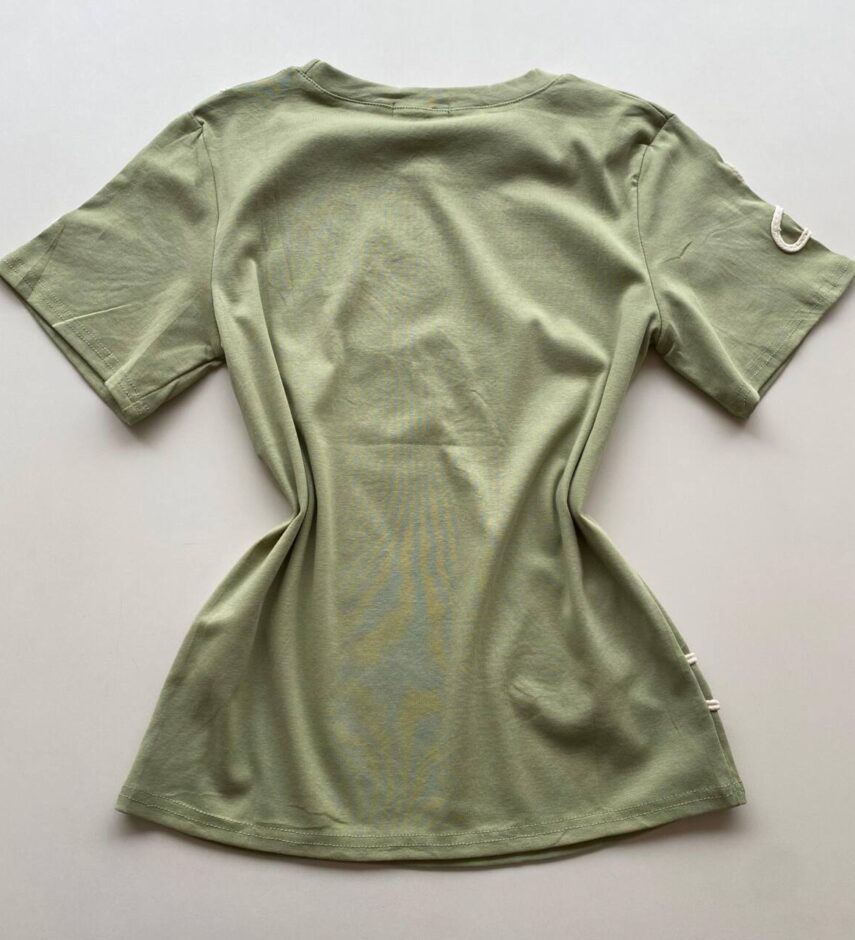 T-shirt Feminina Manga Curta Lois com Bordado Verde - Fernanda Ramos Store