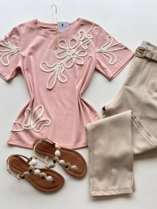 T-shirt Feminina Manga Curta Lois com Bordado Rosé - Fernanda Ramos Store